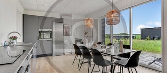 4 bedroom beautiful home in Løgstrup