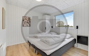 4 Schlafzimmer, Reisekinderbett, kostenloses WLAN