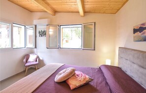 2 bedrooms, free WiFi
