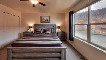 2 Schlafzimmer, Bügeleisen/Bügelbrett, WLAN, Bettwäsche