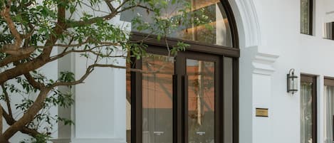 숙박 시설 정면