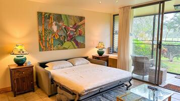 1 bedroom, travel cot, free WiFi, bed sheets