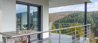 Beautiful home in Diefenbach with WiFi