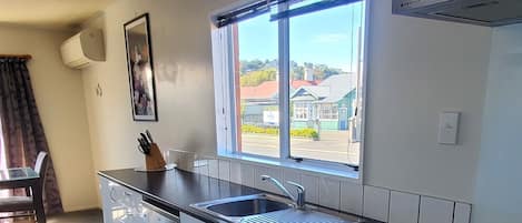 Oven, dishwasher, high chair
