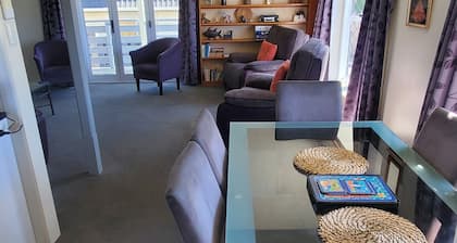 Musselburgh home for families and large groups