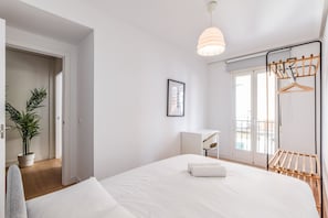 1 bedroom, iron/ironing board, free WiFi, bed sheets