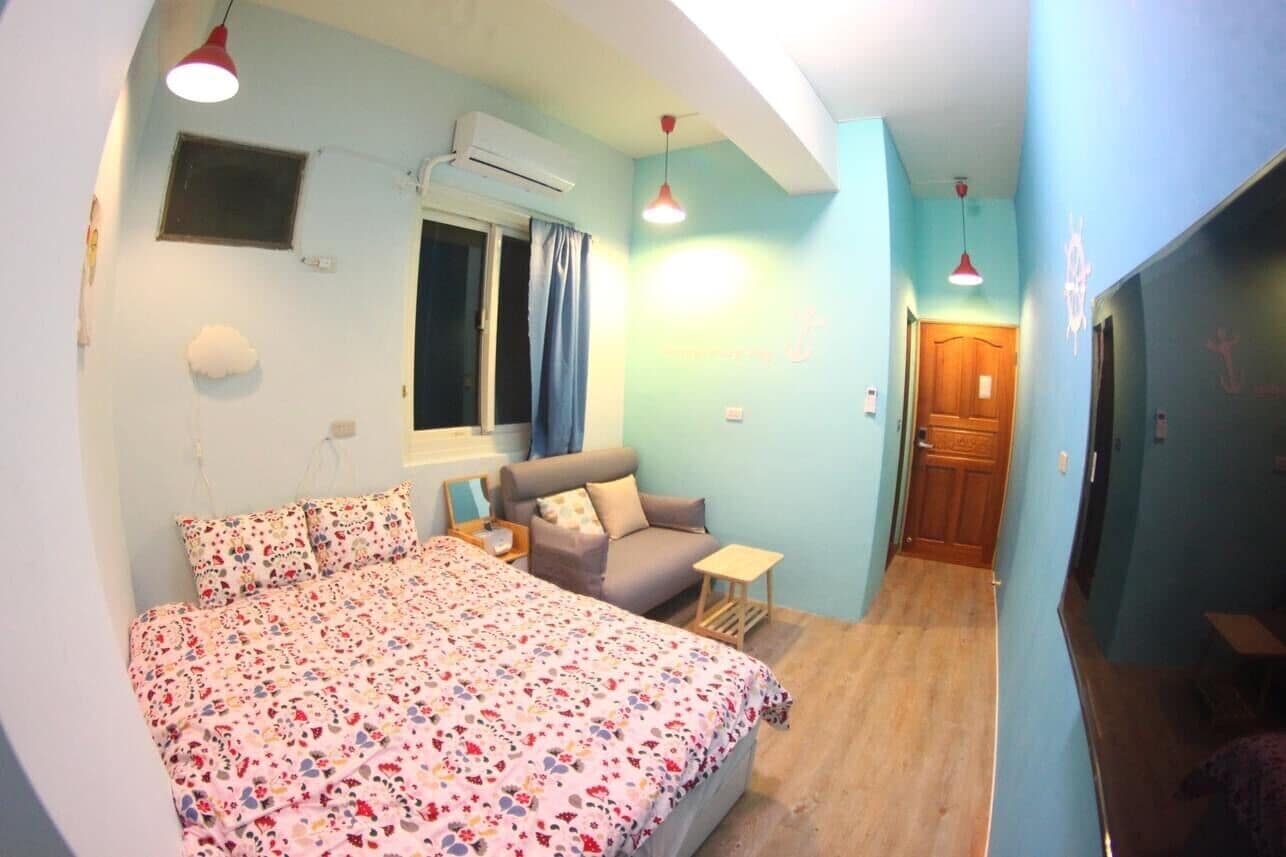 Basic Room, 1 Double Bed | WiFi (free), bed sheets