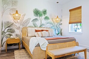 6 bedrooms, iron/ironing board, free WiFi, bed sheets