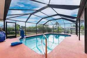 Piscine extérieure