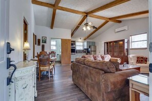 TV, fireplace - Renovated Cabin • Serene & Peaceful Stay (Cosby)