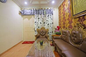Reception - Hotel O Satria Homestay Syariah (Batam)