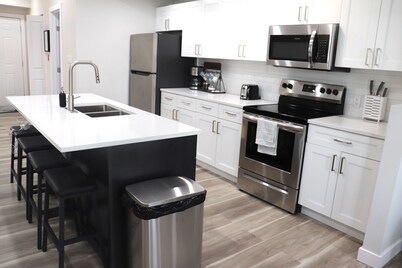 Rare*Full Home in Downtown Winnipeg|Free Parking
