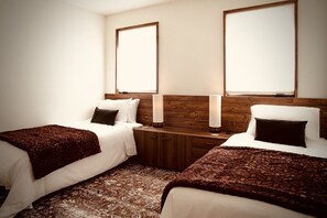 3 bedrooms, in-room safe, desk, iron/ironing board