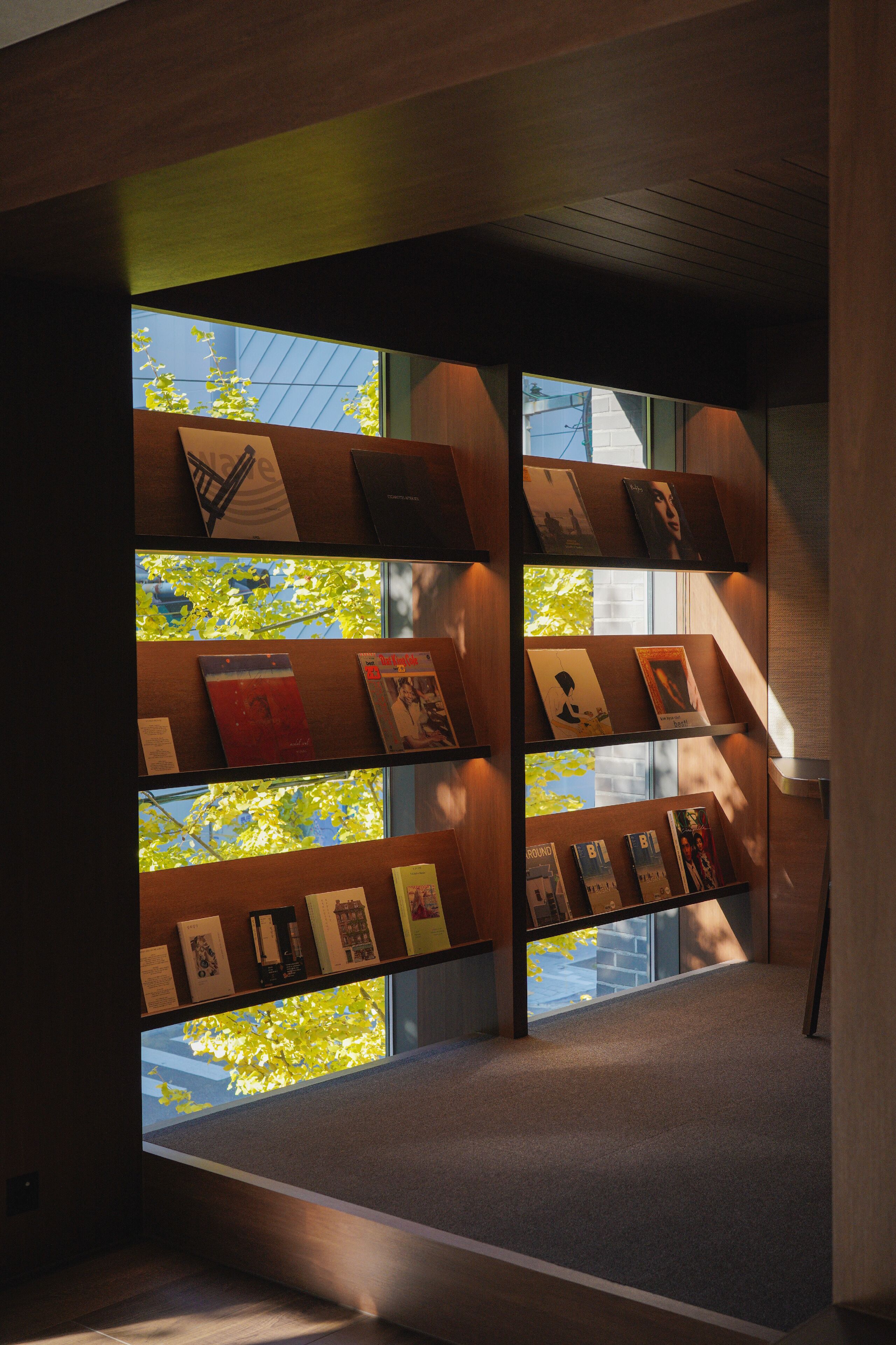 基础四人房 | 高档床上用品、羽绒被、迷你吧（备有免费物品）、办公桌