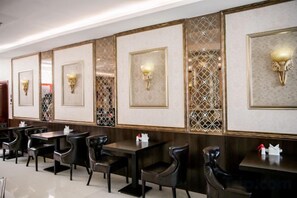 Unclassified image, 3 of 19, button - Tianhe Hotel (Huinan)