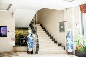 Unclassified image, 5 of 19, button - Tianhe Hotel (Huinan)