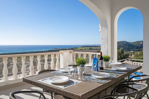 Villa Atalis, Stunning sea views