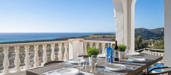 Villa Atalis, Stunning sea views