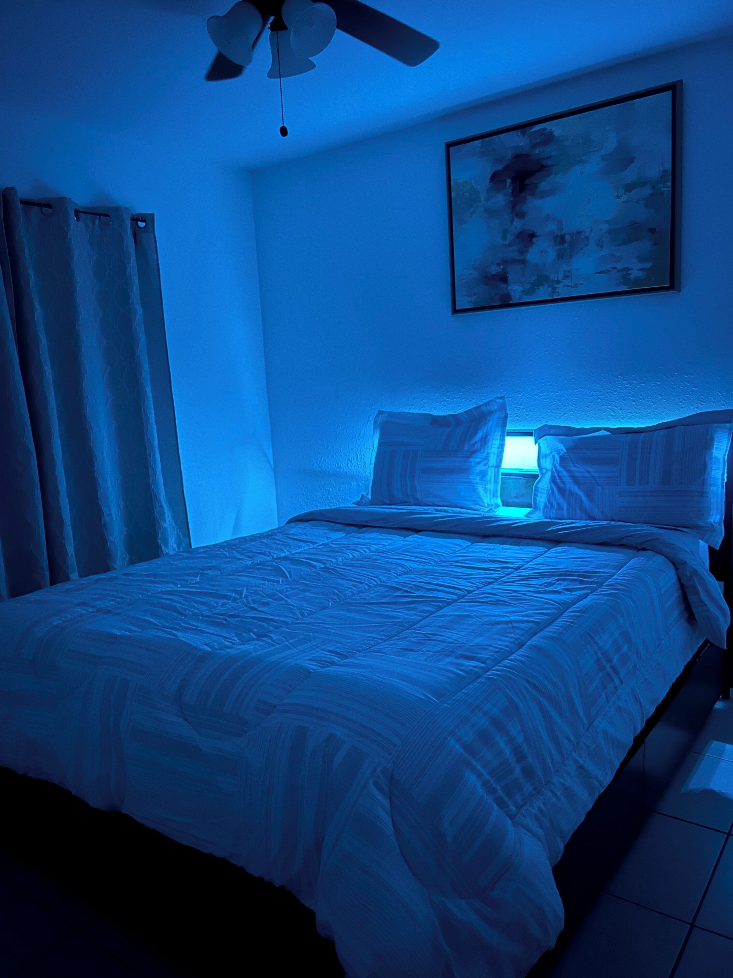 3 dormitorios, tabla de planchar con plancha, wifi gratis y ropa de cama