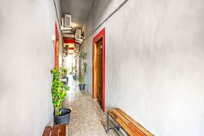 Lobby - Hotel O Griyo Sonia (Surabaya)