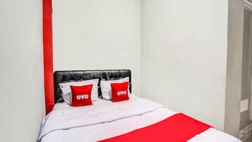 Habitación estándar doble | Escritorio, espacio para trabajar con un portátil, cortinas opacas