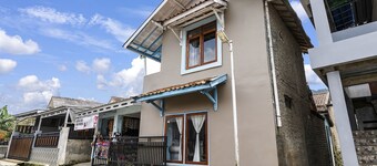 OYO Homes 91006 Eco Tourism Desa Cibodas Areng 5 Syariah