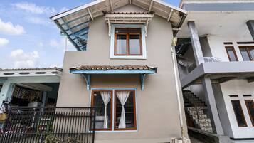 Bagian depan properti