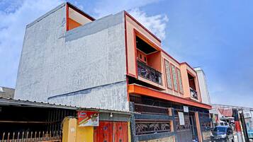 Fachada de la propiedad
