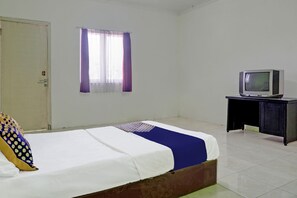 Habitación doble | Escritorio, espacio para trabajar con laptop y wifi gratis 