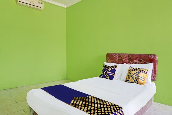 Dubbelrum | Skrivbord, arbetsyta för laptop, gratis wi-fi och sängkläder