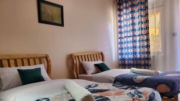 2 bedrooms, WiFi, bed sheets