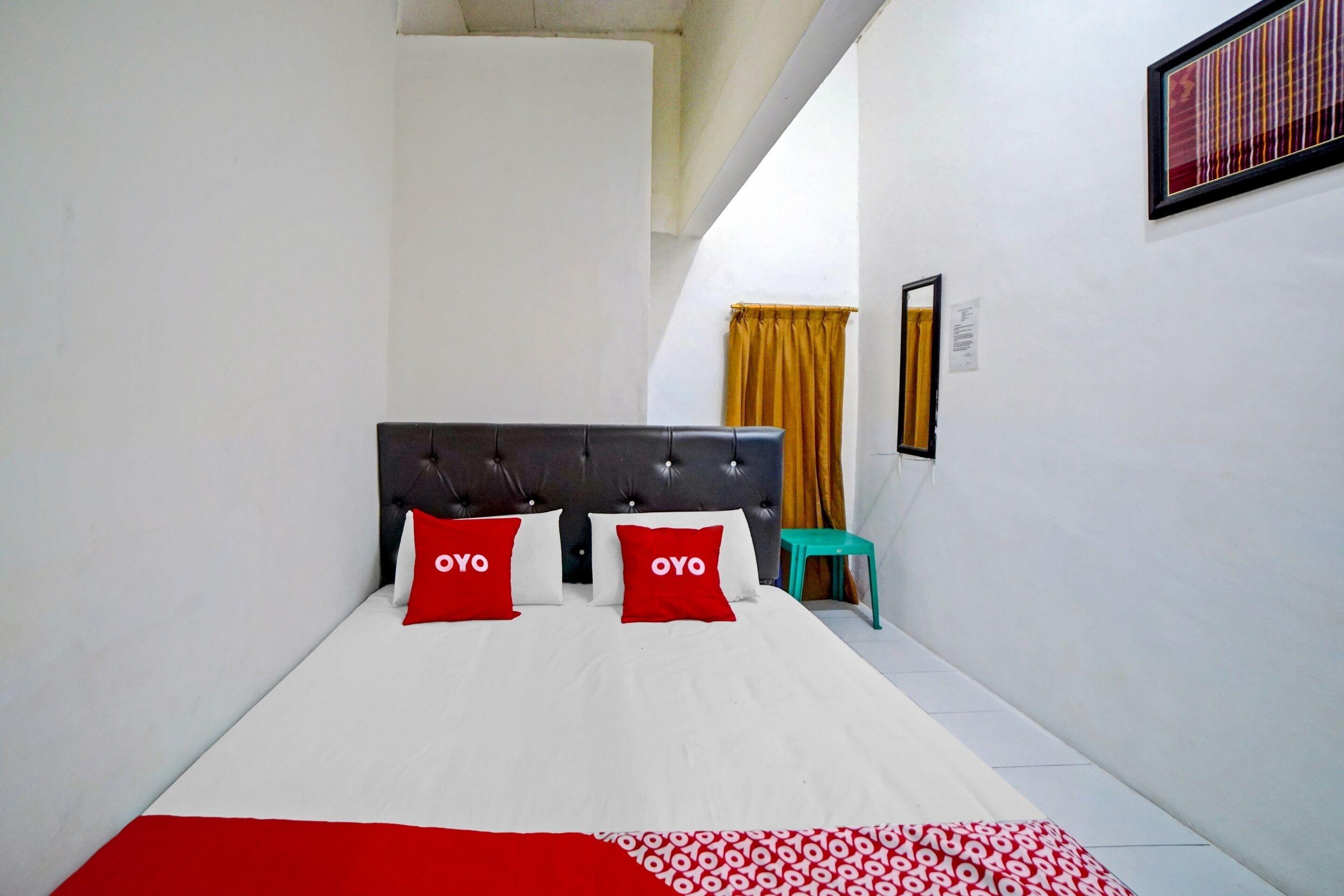 Foto - OYO 90355 Darussalam Inn