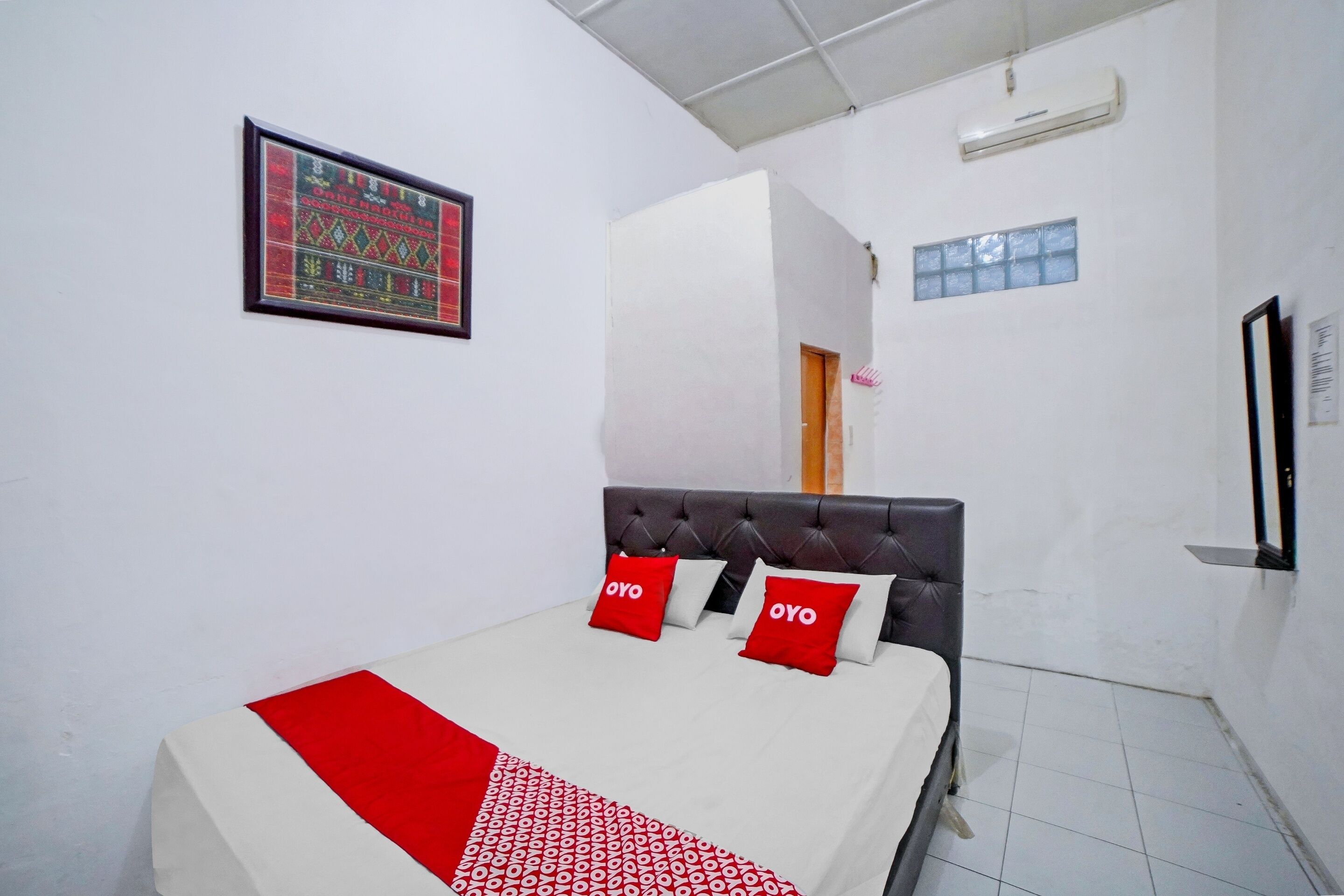 Foto - OYO 90355 Darussalam Inn