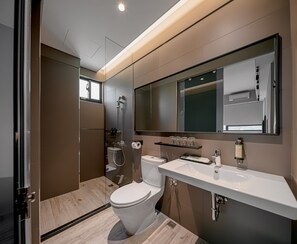 Cubrecamas, decoración personalizada y muebles diferentes