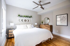 2 bedrooms, desk, iron/ironing board, free WiFi