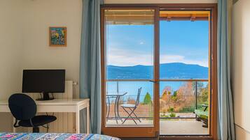 2 Schlafzimmer, Schreibtisch, BĂŒgeleisen/BĂŒgelbrett, Reisekinderbett