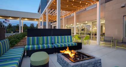 Home2 Suites By Hilton Grand Rapids Airport