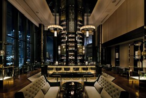 Bar (on property) - Hilton Yokohama (Yokohama)