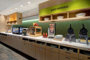 Free daily continental breakfast 