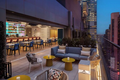 Hampton Inn New York Times Square - Image 1