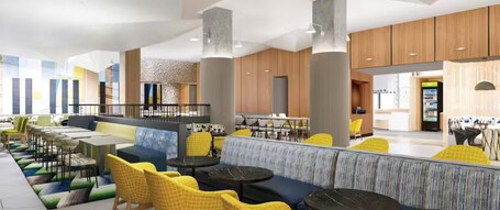 Hampton Inn New York Times Square - Image 9