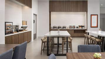 Daily buffet breakfast (USD 18.95 per person)