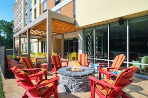 Terrace/patio - Home2 Suites By Hilton Richmond Glenside (Richmond)