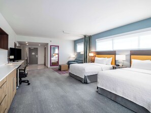 مكتب ومكواة/لوح كي وأسرّة أطفال/رضّع (مجانًا) وواي فاي مجانًا