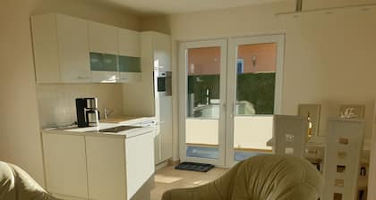Kleines Feriendomizil, Perfekter Lage, mit Terrasse, Mitten im Ort von Zinnowitz