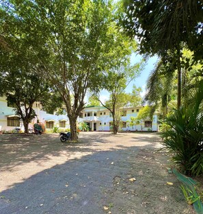 Exterior - Linrose (Kiribathgoda)