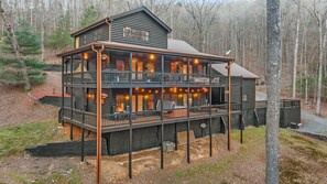 Exterior - Cozy luxury cabin nestled on 2 acres w/ creek - No detail overlooked! (Blue Ridge)