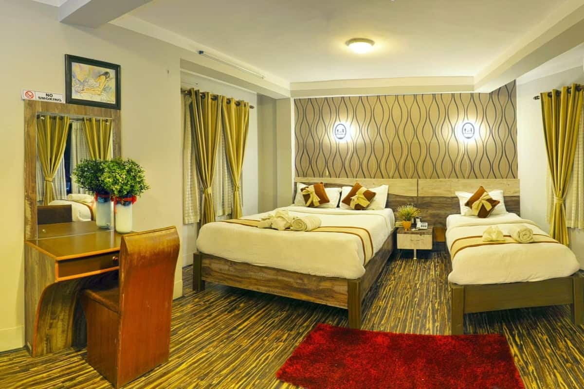 Family Room | 1 bedroom, pillowtop beds, free WiFi, bed sheets