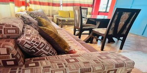 Suite | Pillowtop beds, free WiFi, bed sheets - MeroStay 027 Hotel Lotus Buddha Inn (Kathmandu)