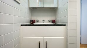 Hair dryer, towels